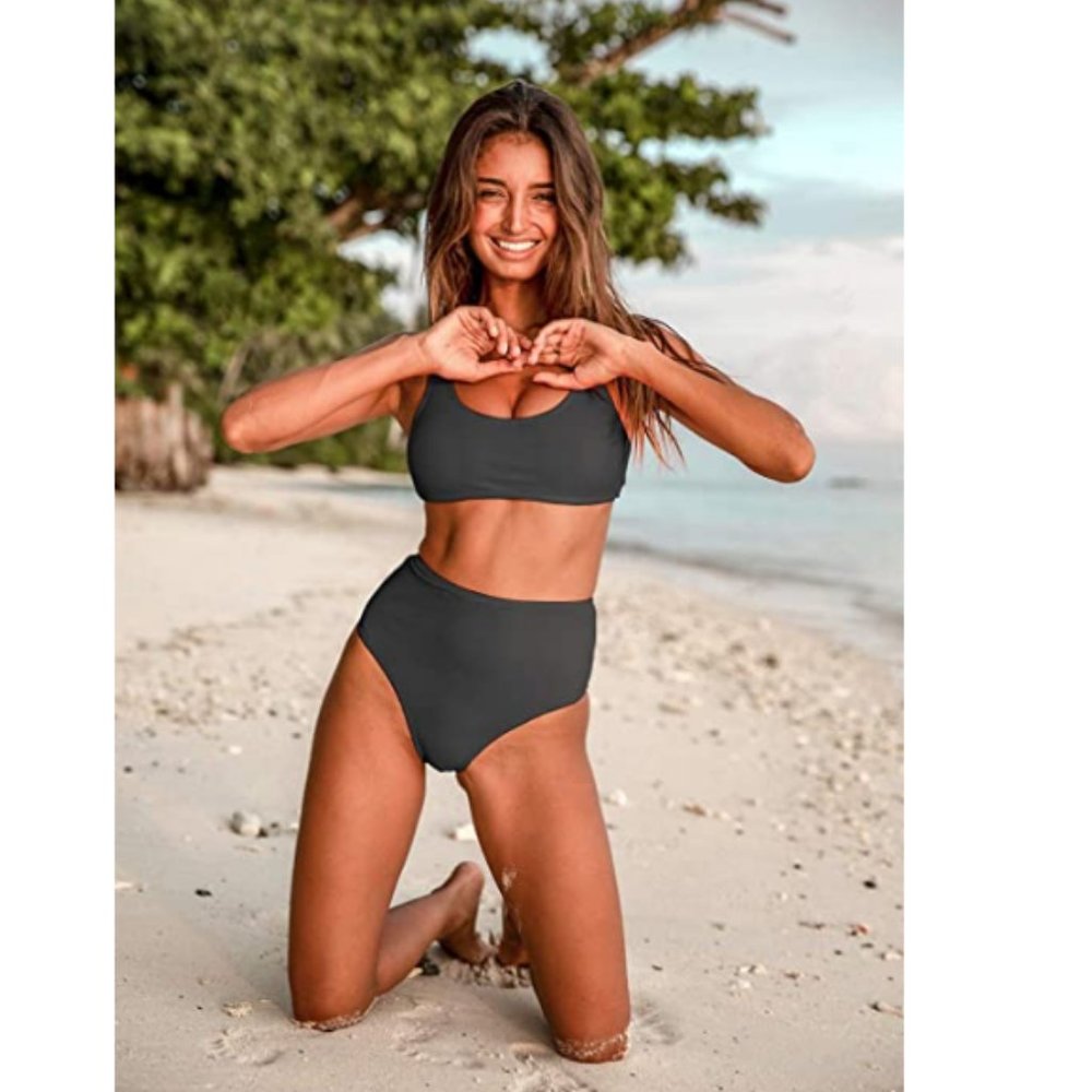 Chic High Waist Bikini Set - Picture 2 of 7